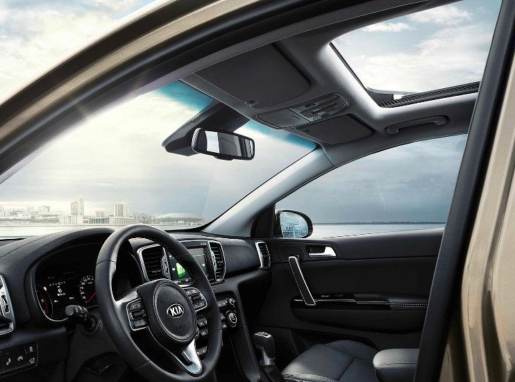 Kia Sportage - panoramatické střešní okno