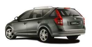 střešní příčníky pro dva modely Kia Sorento (XM) nebo Kia cee'd SW (ED)