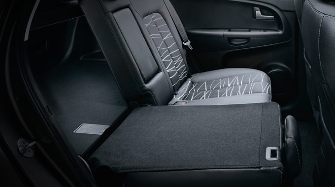 Kia Venga YN – dělená sedadla