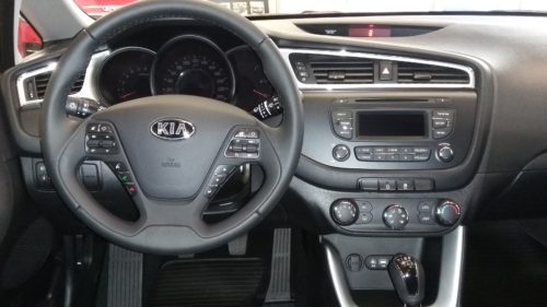 Kia Cee'd JD SW 1,6 CRDi Comfort plus - předváděcí vůz